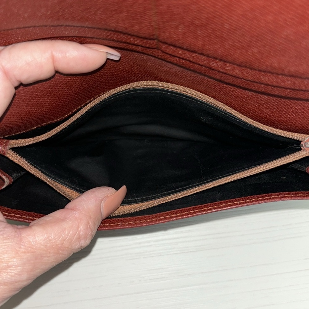 Yves Saint Laurent YSL Belle de Jour Red Leather Classic Large Clutch Wallet - Picture 9 of 17